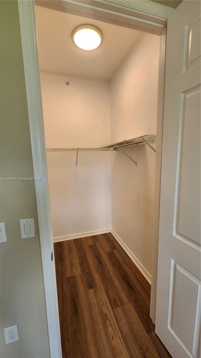 3600 Oaks Clubhouse Dr, Unit 206, Pompano Beach, FL 33069 Photo