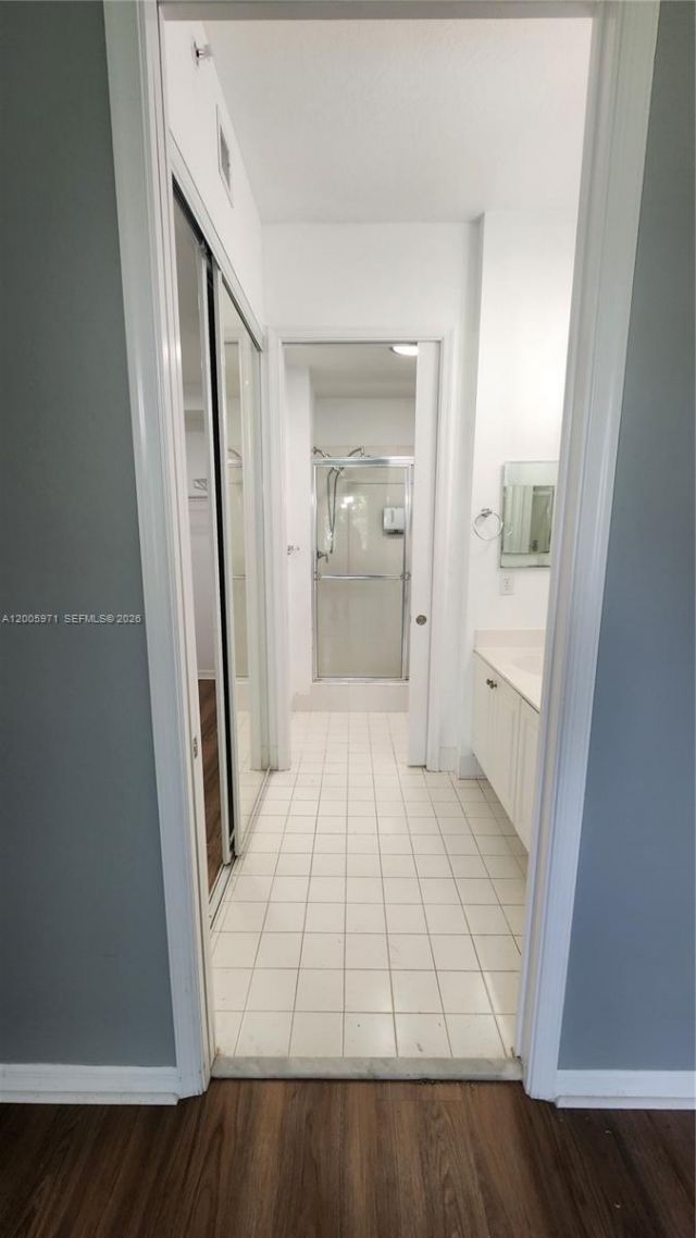 3600 Oaks Clubhouse Dr, Unit 206, Pompano Beach, FL 33069 Photo
