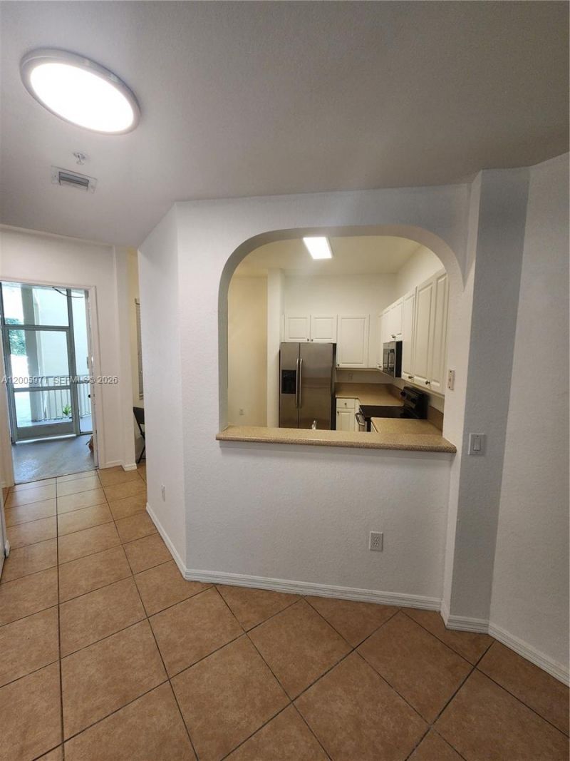 3600 Oaks Clubhouse Dr, Unit 206, Pompano Beach, FL 33069 Photo