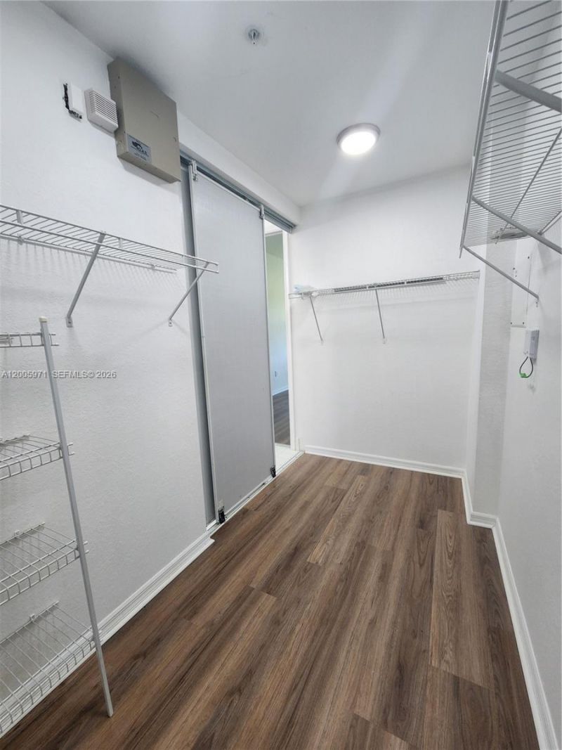 3600 Oaks Clubhouse Dr, Unit 206, Pompano Beach, FL 33069 Photo
