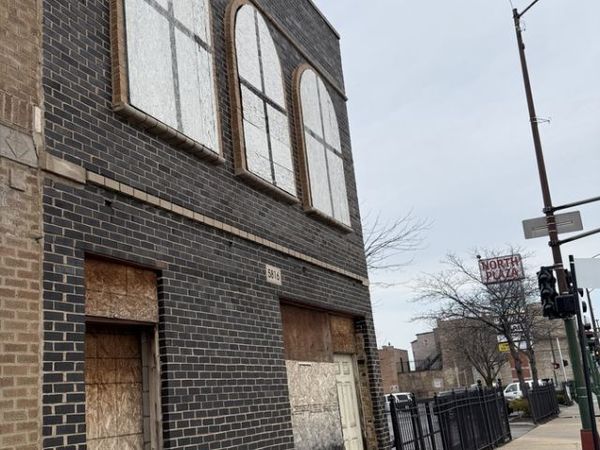 5816 W North Avenue , Chicago, IL 60639