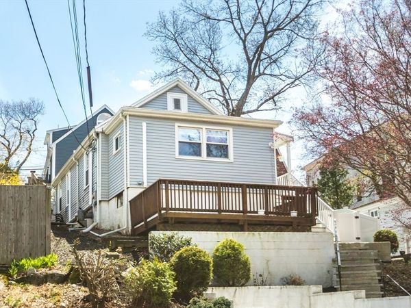 222 College Farm Road, Waltham, MA 02452