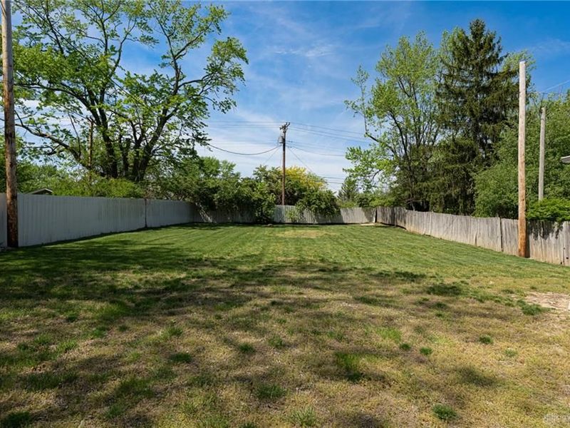 4087 Klepinger Road, Dayton, OH 45416 Photo 20