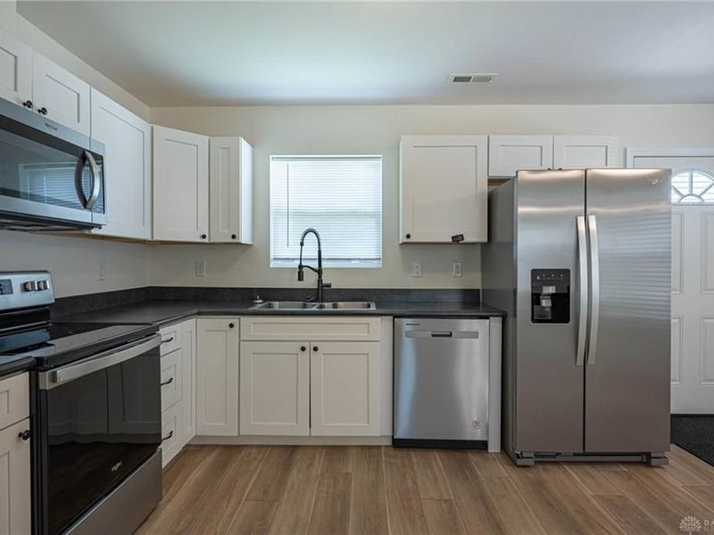 4087 Klepinger Road, Dayton, OH 45416 Photo 8