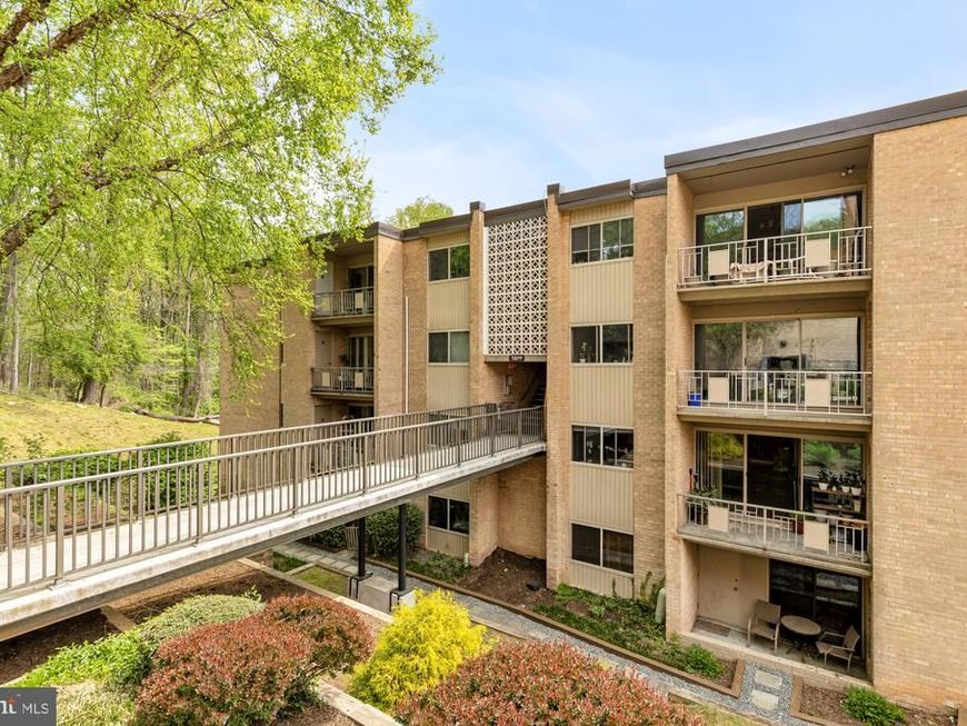 5109 Crossfield Court , Unit 8, Rockville, MD 20852 Main Photo