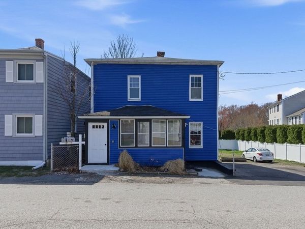 42 Fay St, Seekonk, MA 02771