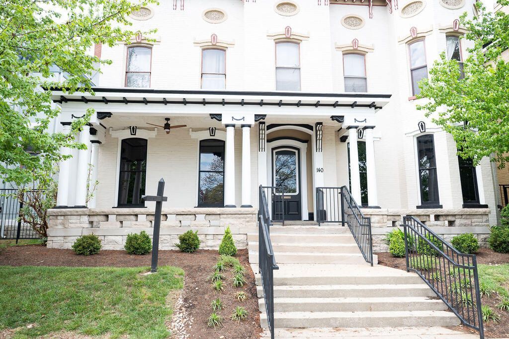 275 S Limestone, Unit 140, Lexington, KY 40508 Main Photo