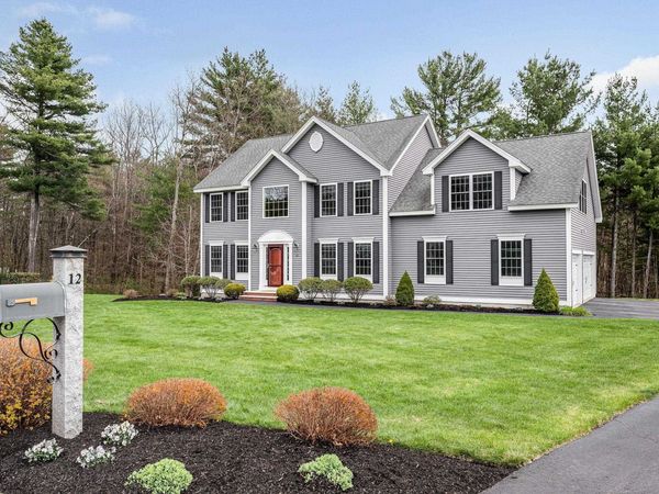 12 Harmony Lane, Pelham, NH 03076