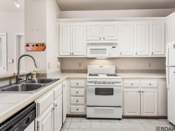 5141 Nicholson Dr, Unit #B49, Baton Rouge, LA 70820
