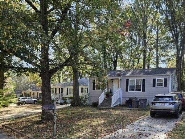 214 Moreland Way, Hapeville, GA 30354