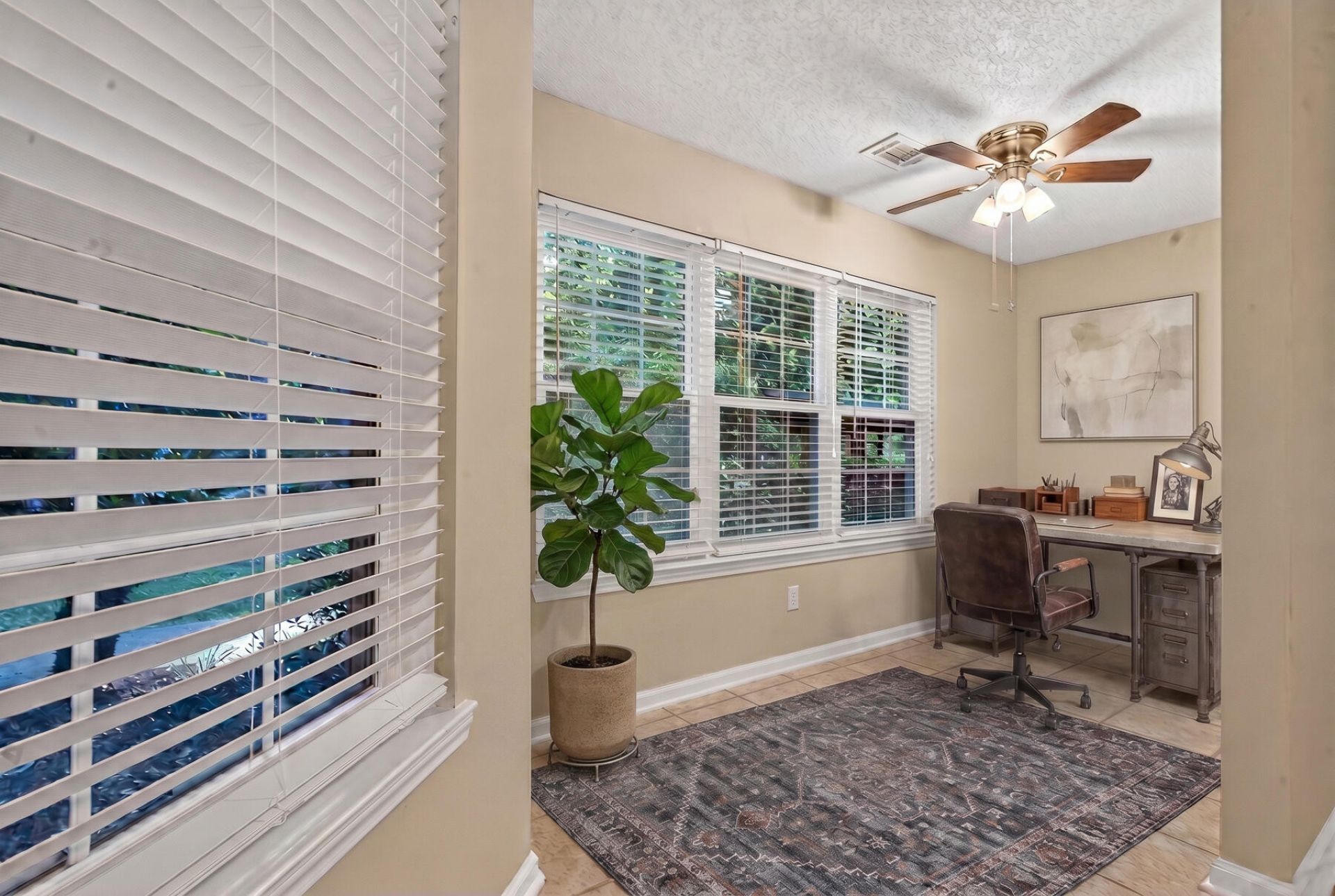 188 Midland Parkway Photo 16