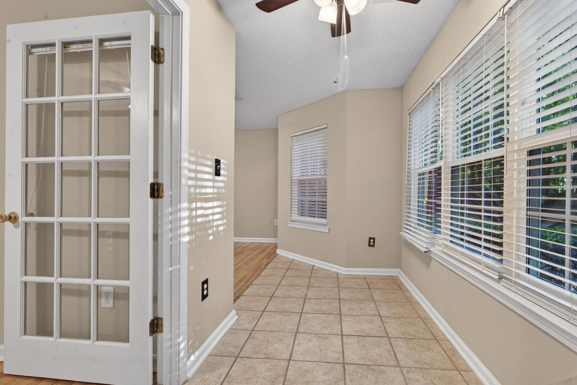 188 Midland Parkway Photo 17