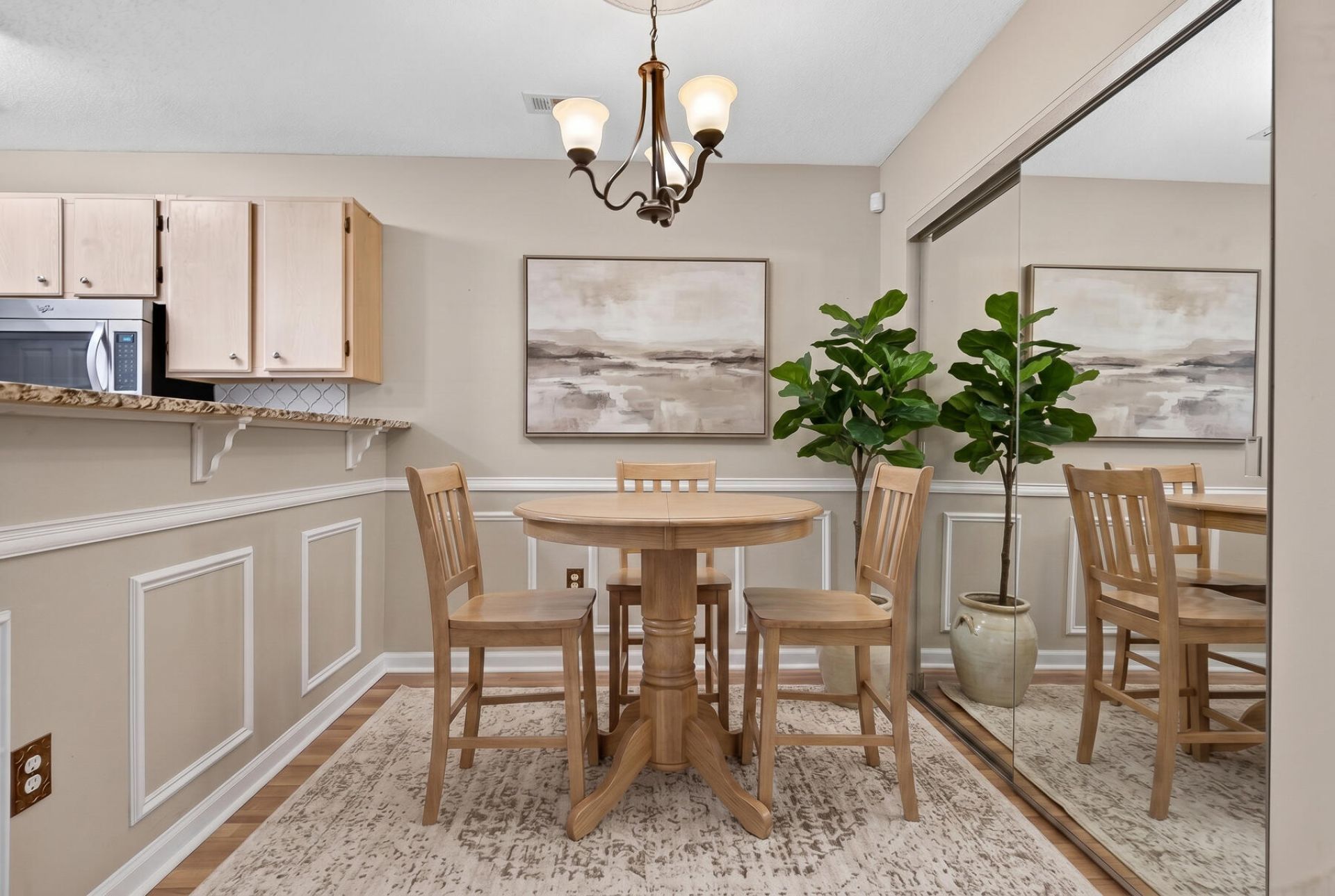 188 Midland Parkway Photo 18