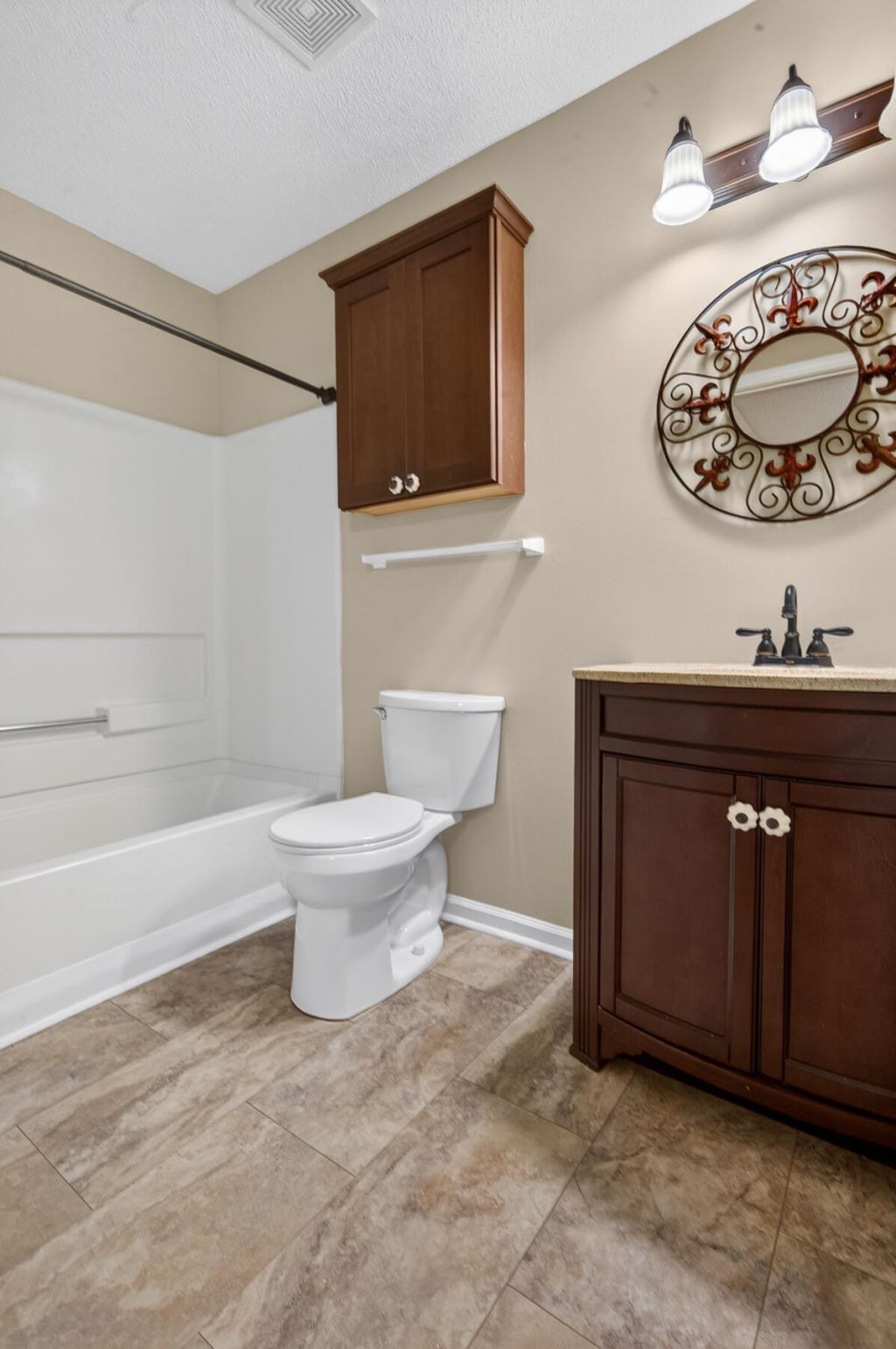 188 Midland Parkway Photo 34