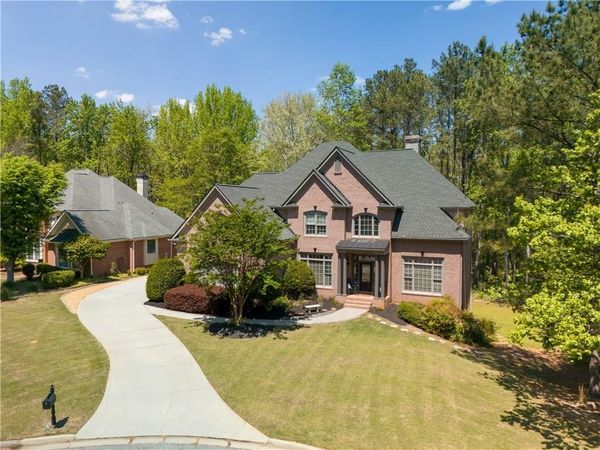 1029 Laurel Grove Court, Suwanee, GA 30024