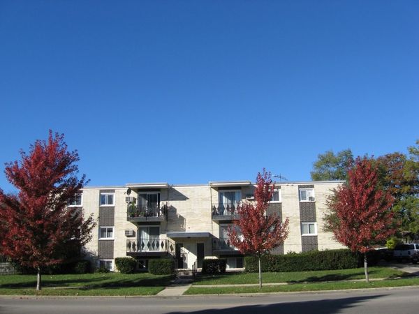 108 N Mcaree Road , Unit BD, Waukegan, IL 60085