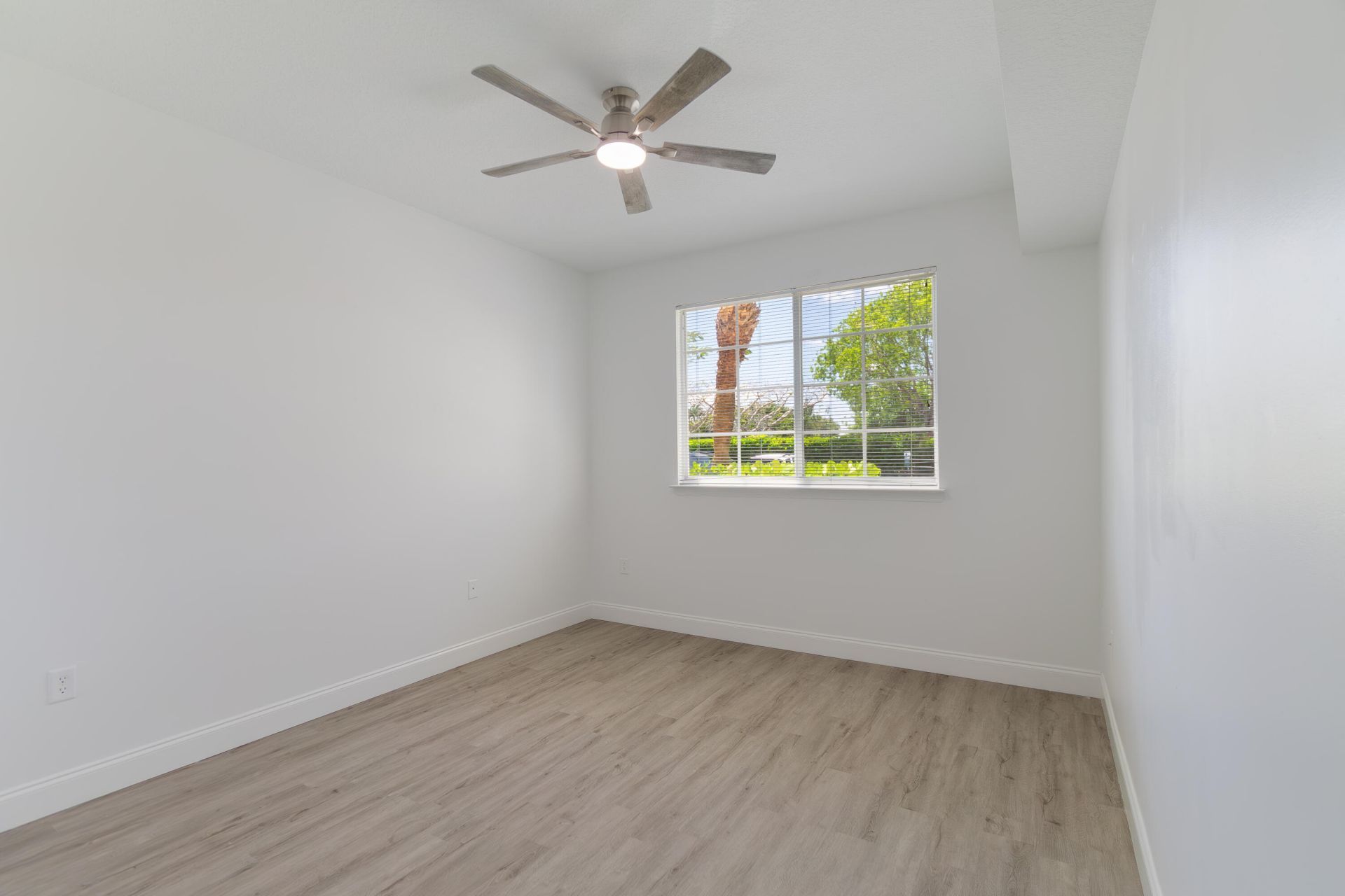 9873 Baywinds Drive, Unit 5107, West Palm Beach, FL 33411 Photo