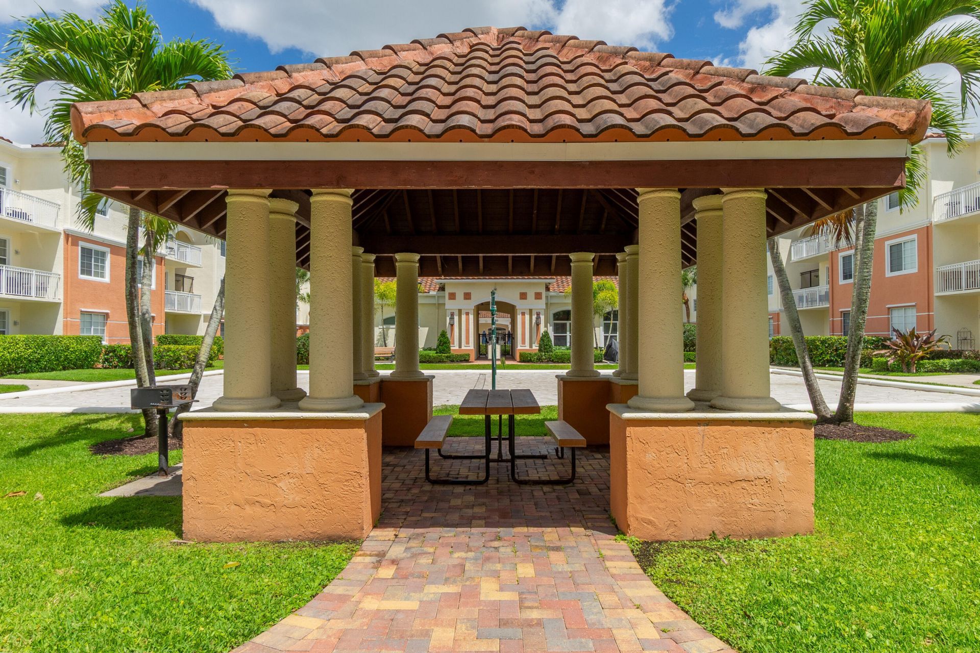 9873 Baywinds Drive, Unit 5107, West Palm Beach, FL 33411 Photo