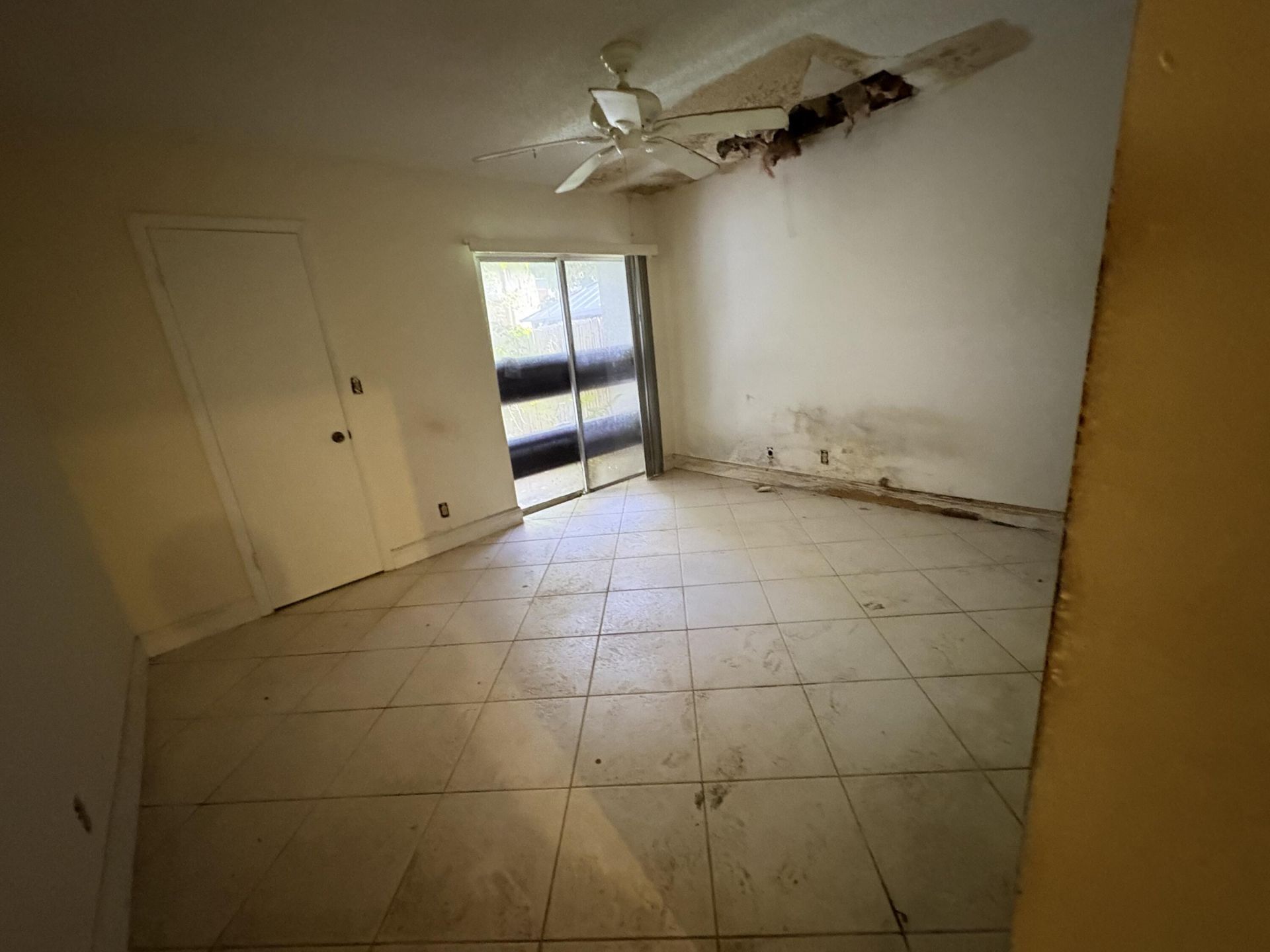 5586 N Lakewood Cir Circle E, Unit A, Margate, FL 33063 Photo