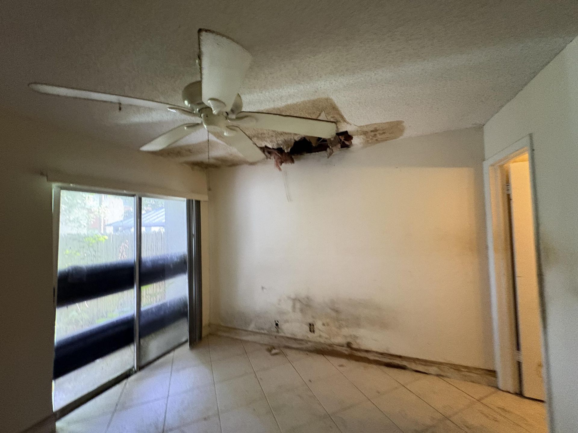 5586 N Lakewood Cir Circle E, Unit A, Margate, FL 33063 Photo