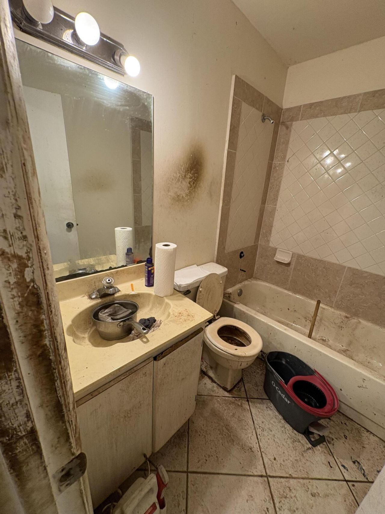 5586 N Lakewood Cir Circle E, Unit A, Margate, FL 33063 Photo