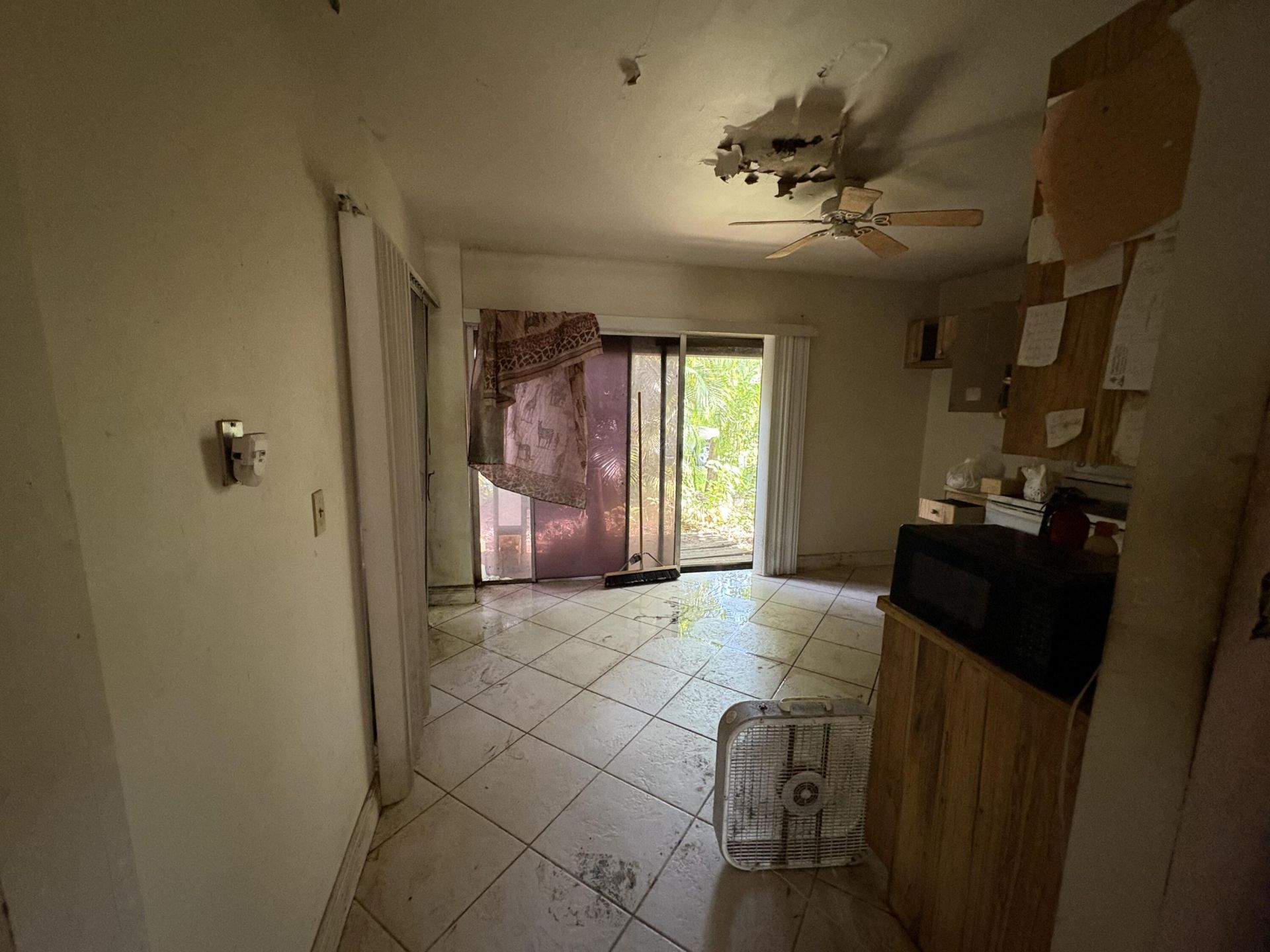 5586 N Lakewood Cir Circle E, Unit A, Margate, FL 33063 Photo