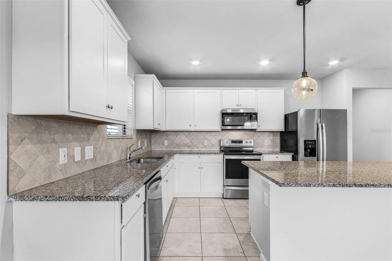 16033 Beachberry Drive, North Fort Myers, FL 33917 Photo