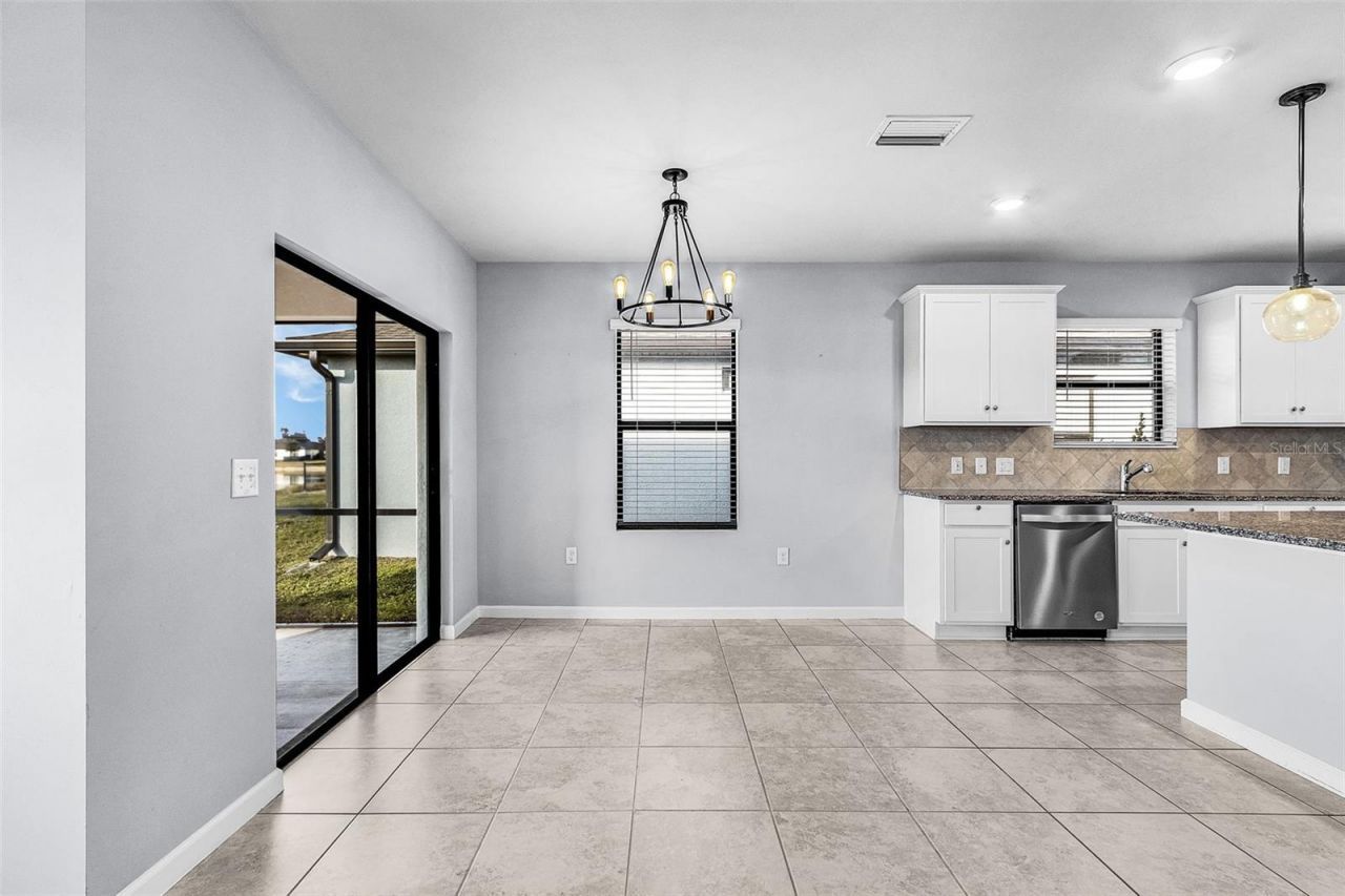 16033 Beachberry Drive, North Fort Myers, FL 33917 Photo