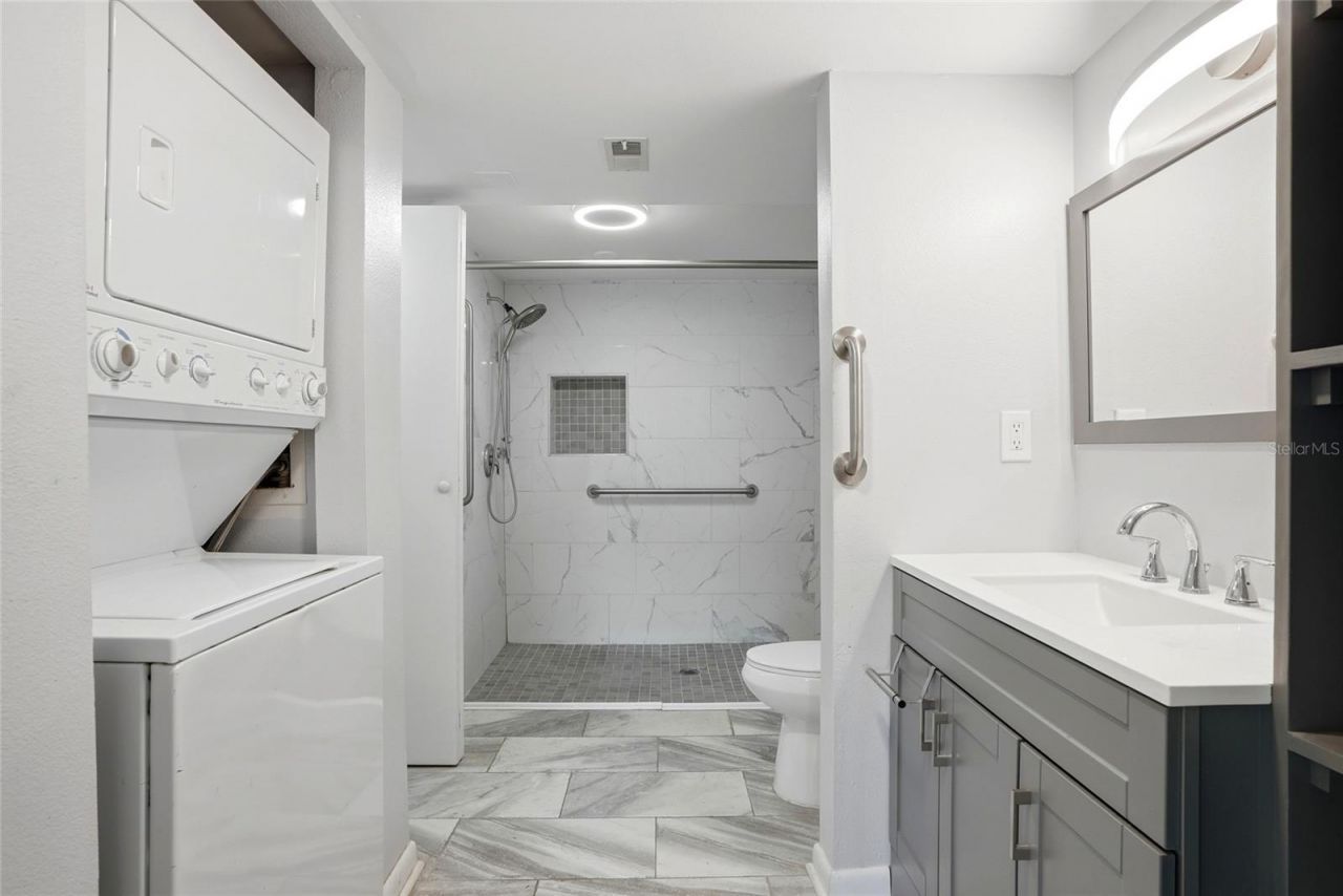 11201 122nd Avenue N, Unit 143, Largo, FL 33778 Photo