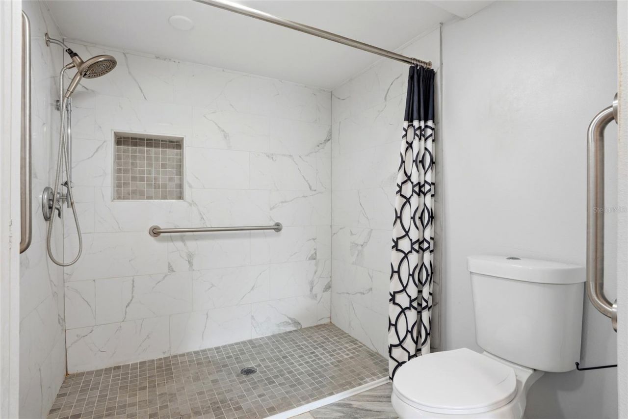 11201 122nd Avenue N, Unit 143, Largo, FL 33778 Photo