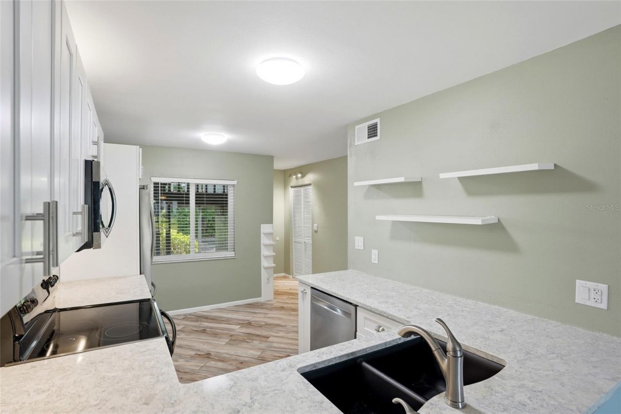 11201 122nd Avenue N, Unit 143, Largo, FL 33778 Photo