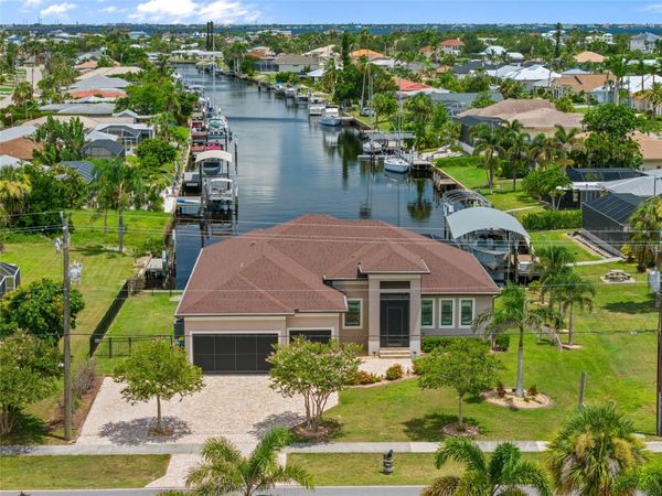4286 HARBOR BOULEVARD , PORT CHARLOTTE, FL 33952
