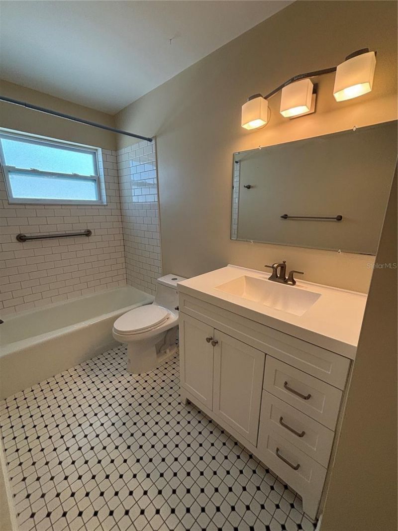 3160 36th Street N, Unit 210, Saint Petersburg, FL 33713 Photo