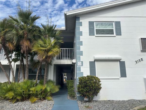 3160 36TH STREET N, Unit 102, ST PETERSBURG, FL 33713