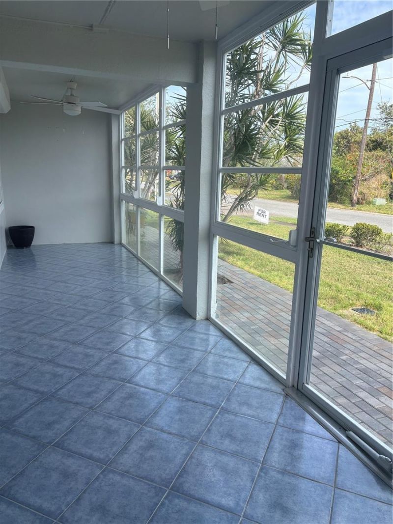 3160 36th Street N, Unit 102, Saint Petersburg, FL 33713 Photo