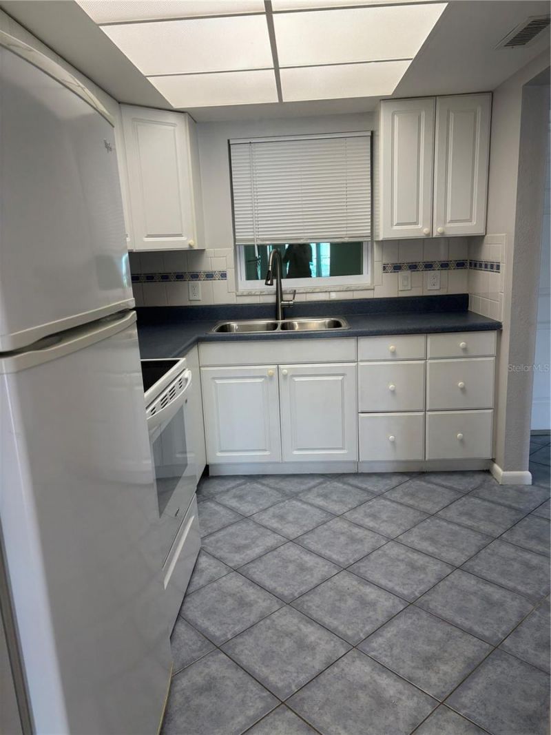 3160 36th Street N, Unit 102, Saint Petersburg, FL 33713 Photo