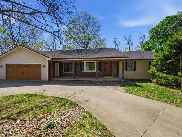 658 COON CREEK Road, Metamora, IL 61548