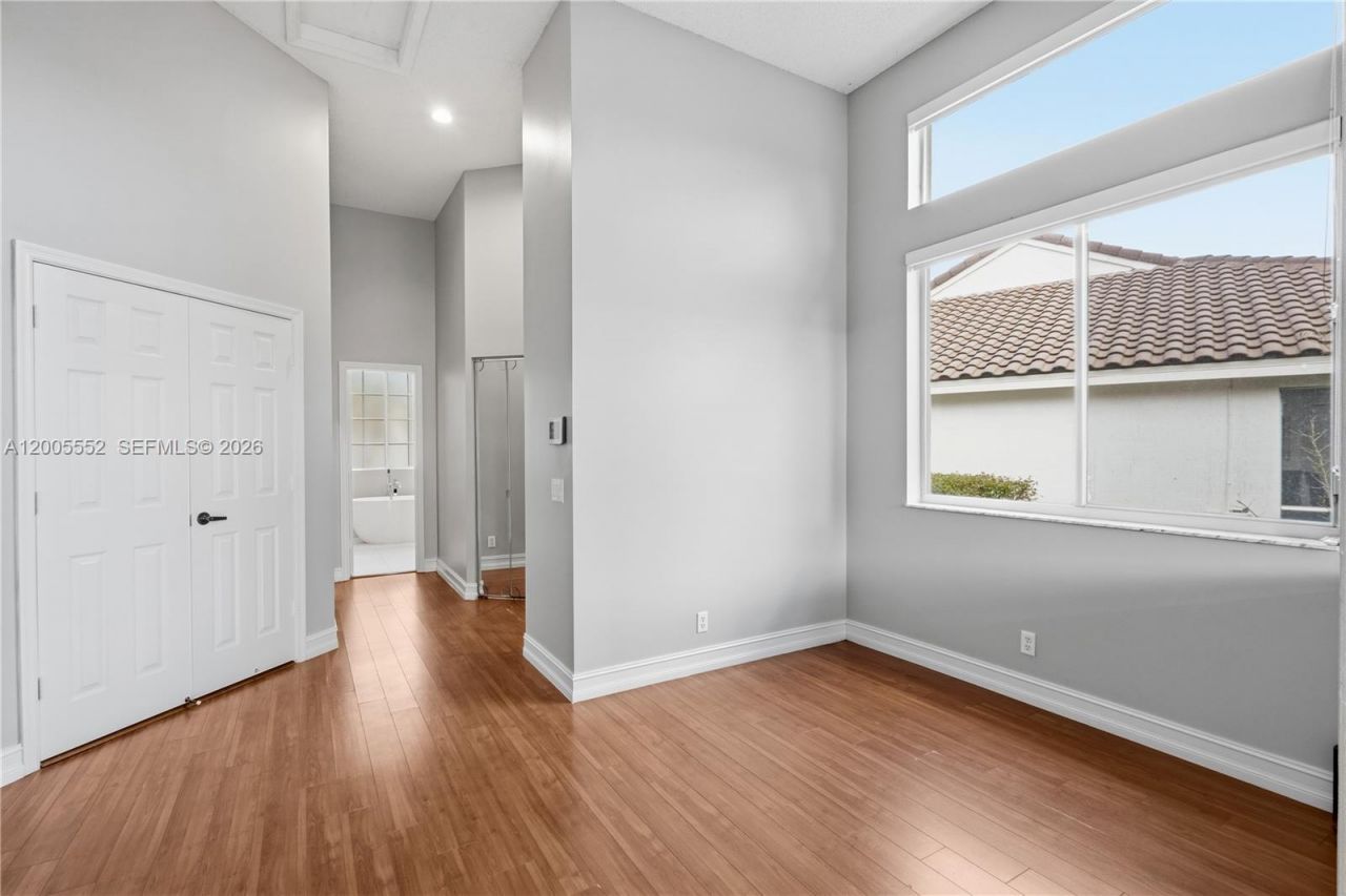 849 Crestview Circle , Weston, FL 33327 Photo