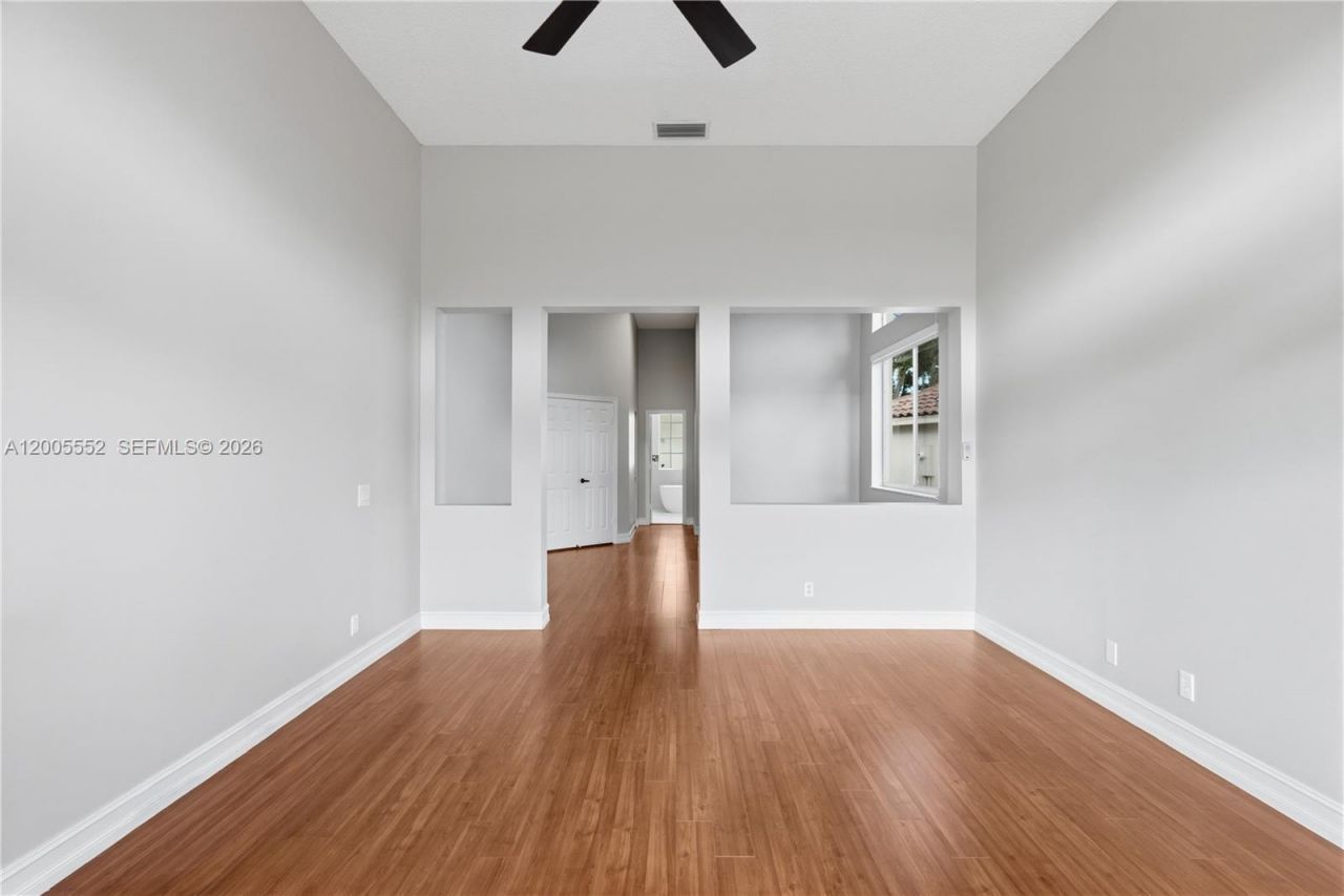 849 Crestview Circle , Weston, FL 33327 Photo