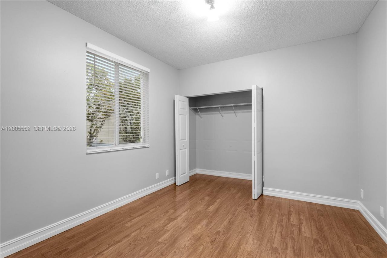 849 Crestview Circle , Weston, FL 33327 Photo