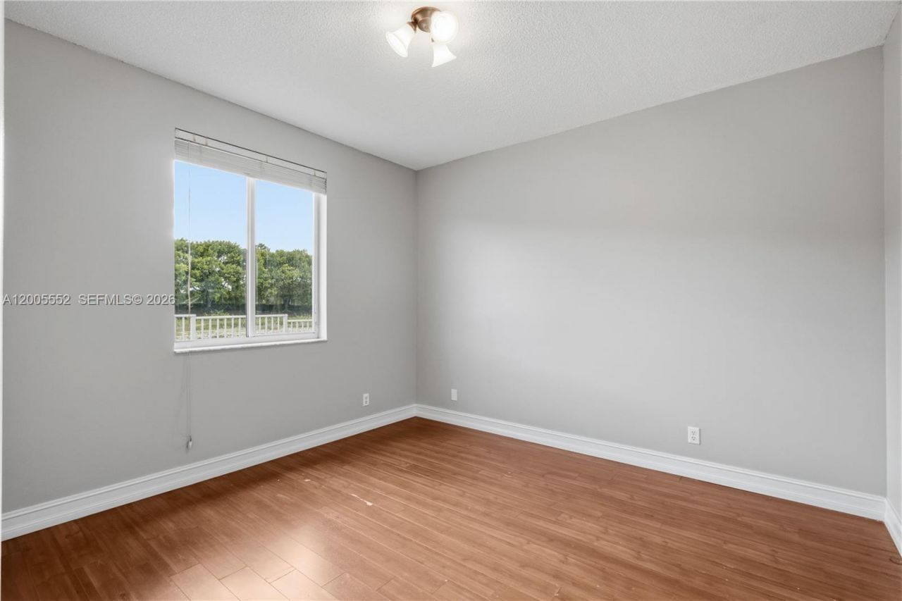 849 Crestview Circle , Weston, FL 33327 Photo