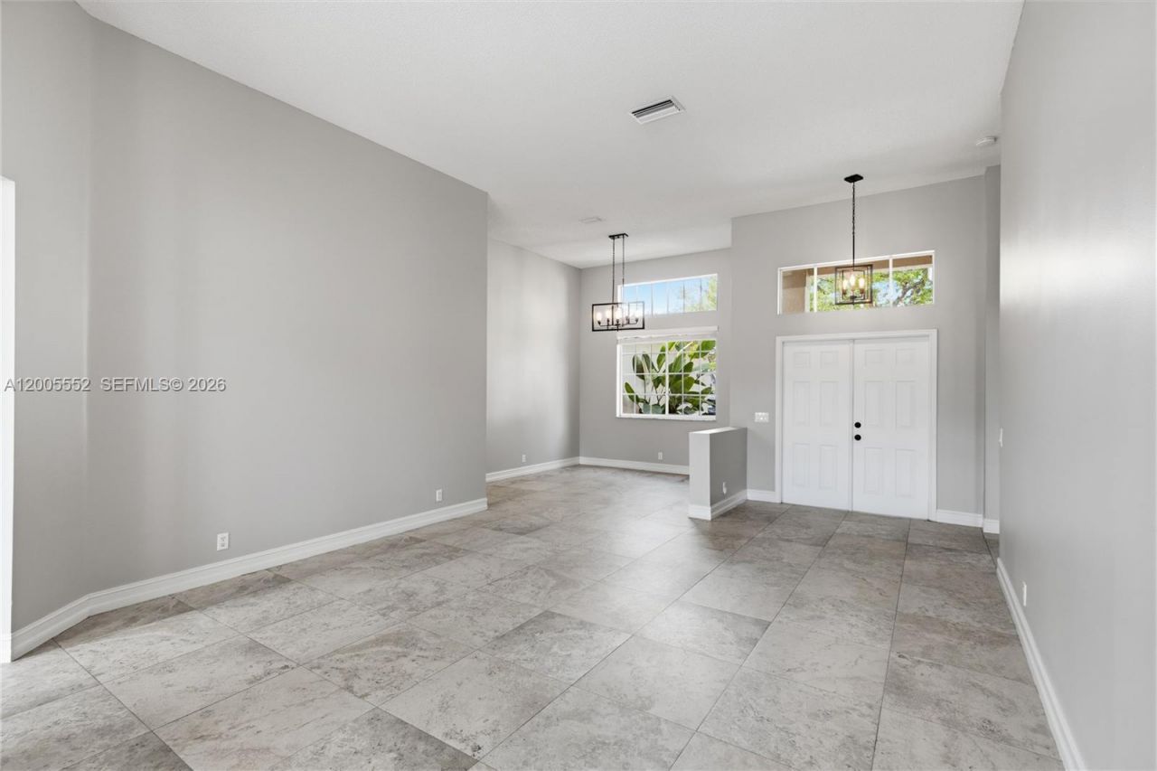 849 Crestview Circle , Weston, FL 33327 Photo
