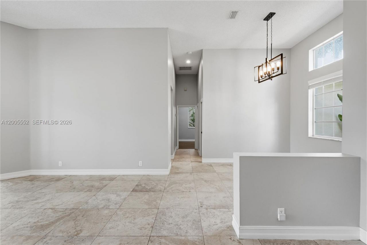 849 Crestview Circle , Weston, FL 33327 Photo