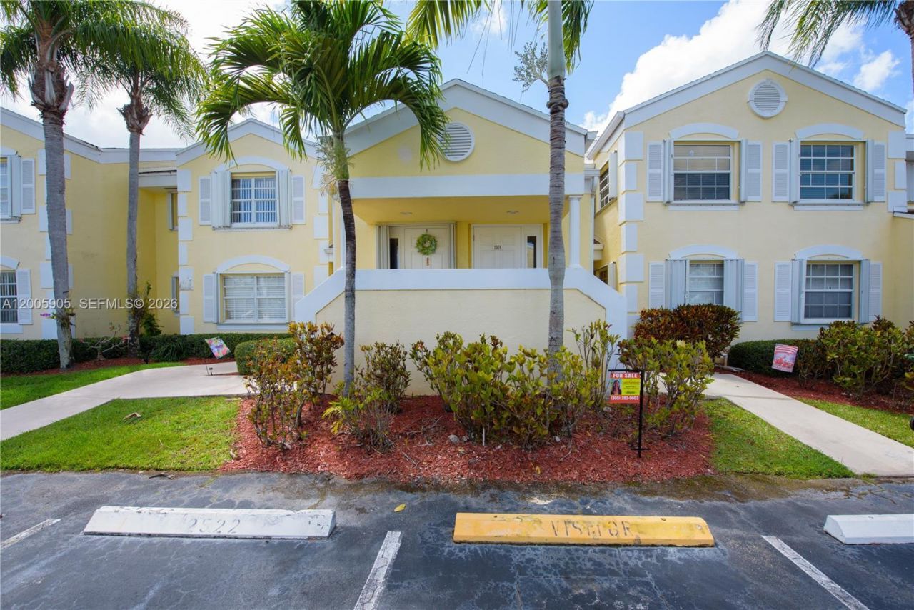 2524 SE 19th Pl , Unit 204-B, Homestead, FL 33035 Photo