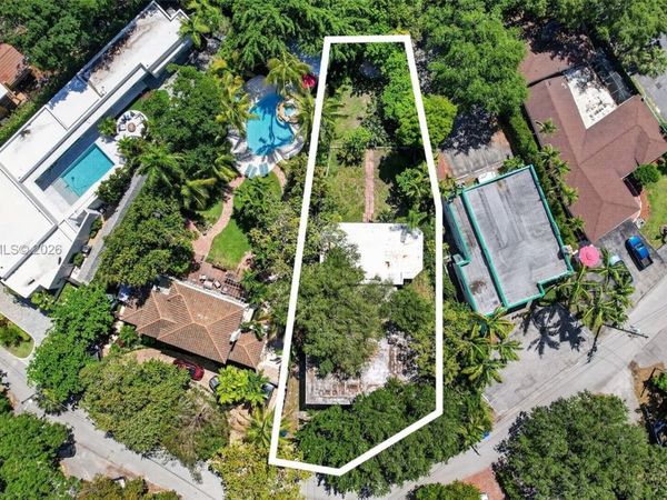 1126 SE 2nd Ave , Fort Lauderdale, FL 33316