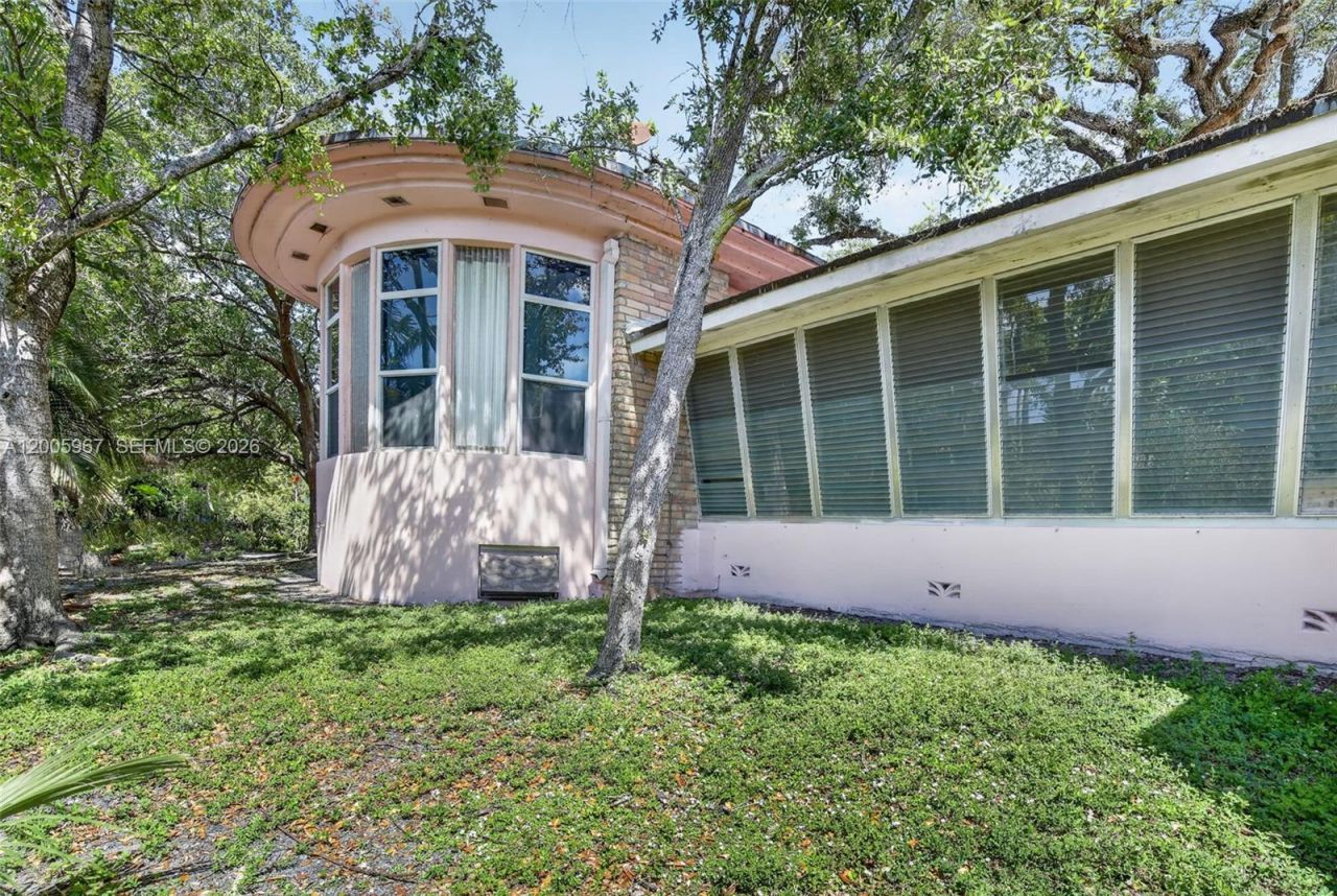 1126 SE 2nd Ave , Fort Lauderdale, FL 33316 Photo