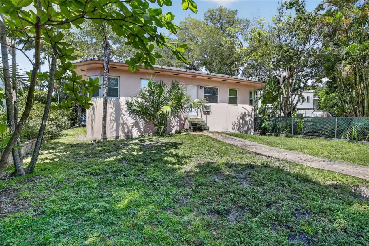 1126 SE 2nd Ave , Fort Lauderdale, FL 33316 Photo