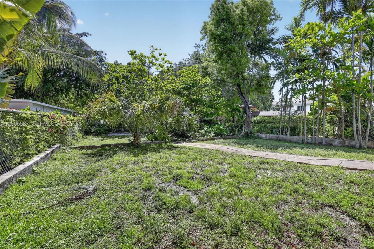 1126 SE 2nd Ave , Fort Lauderdale, FL 33316 Photo