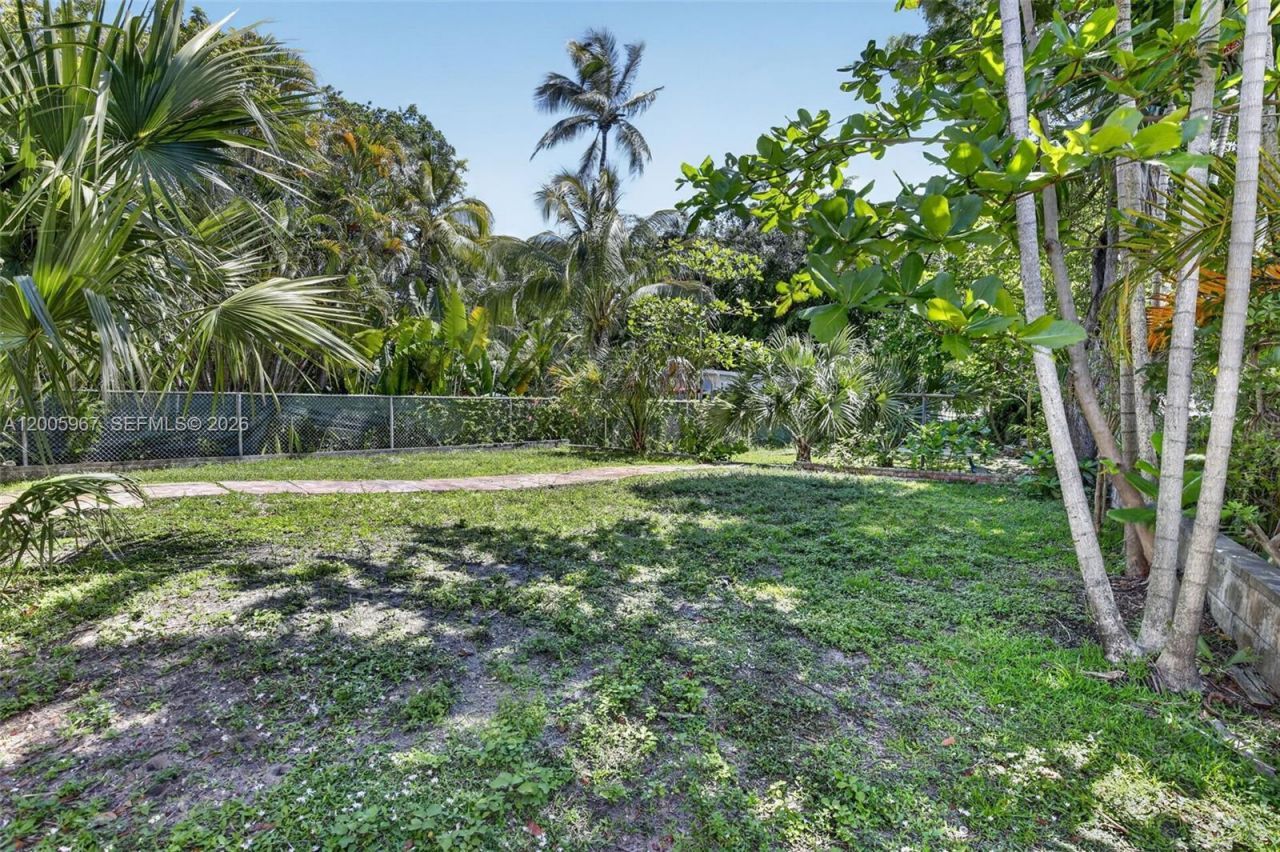 1126 SE 2nd Ave , Fort Lauderdale, FL 33316 Photo
