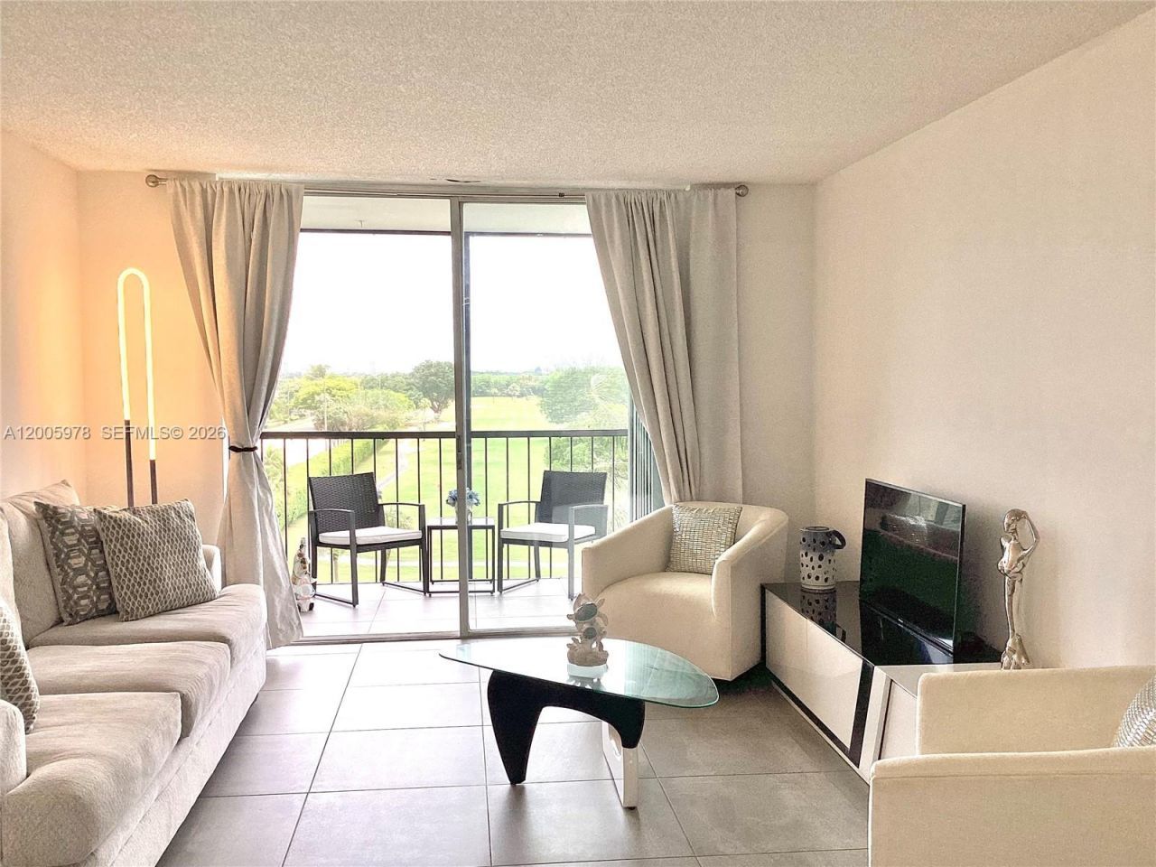 8900 Washington Blvd, Unit PH2A, Pembroke Pines, FL 33025 Photo